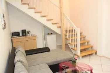 Studio 2 Kaffeeecke mit Kühlschrank