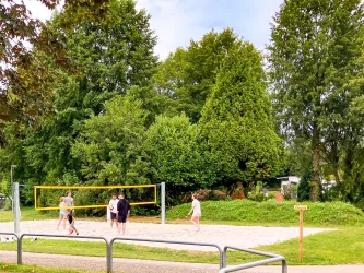 Camping Resort Rülzheim Beachvolleyball (© Südpfalz-Tourismus Landkreis Germersheim e.V.)