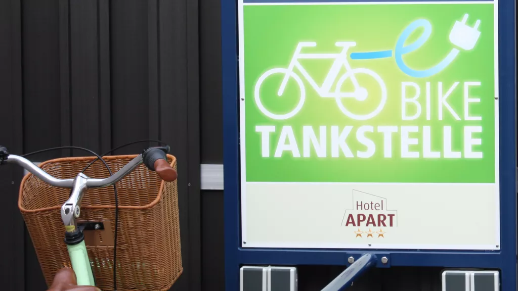 E-Bike Ladestation mit Rad